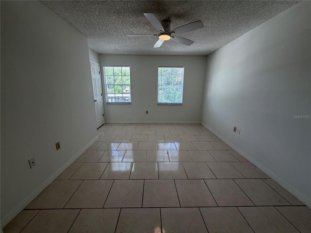 850 E Lime Street - Photo 18