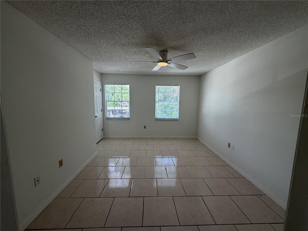 850 E Lime Street - Photo 5