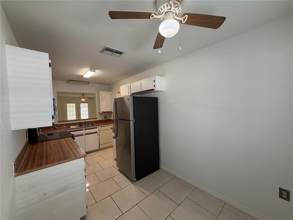 850 E Lime Street - Photo 7