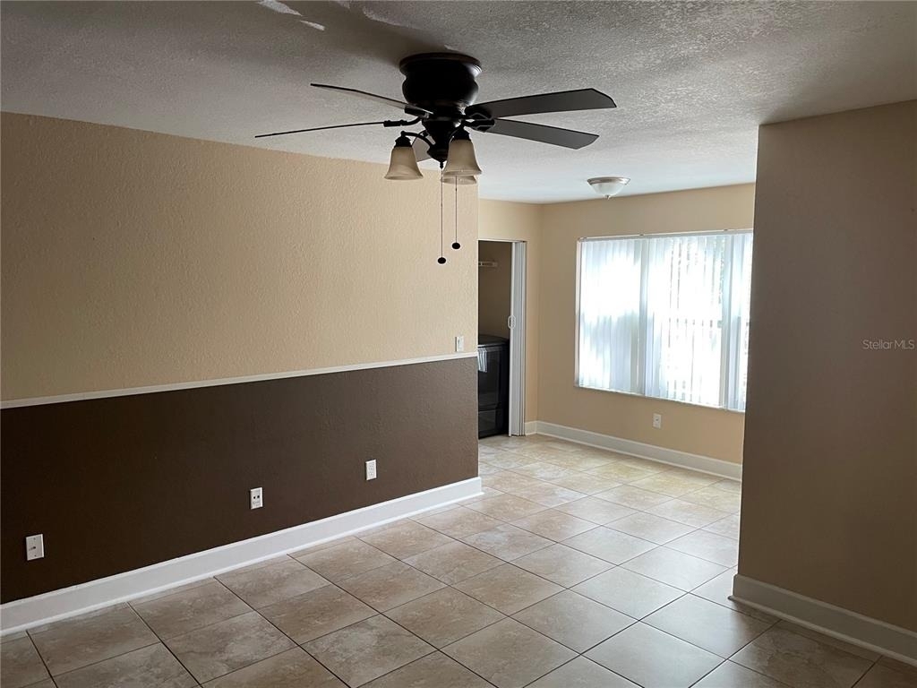 4512 Commander Drive - Photo 4