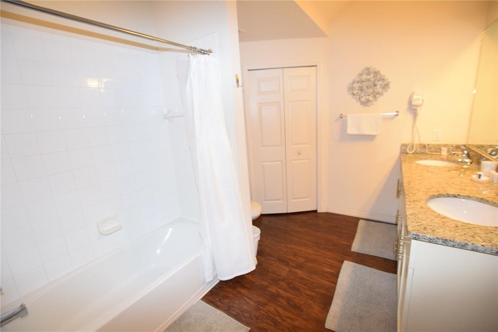 3222 Wish Avenue - Photo 12