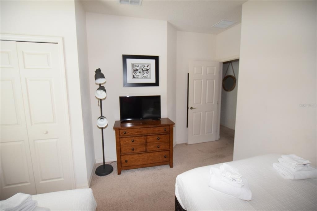 3222 Wish Avenue - Photo 20