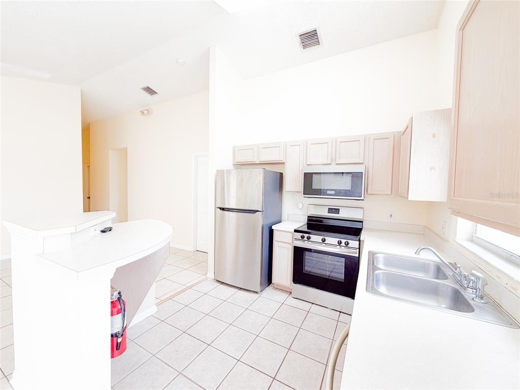 2420 Saint Augustine Boulevard - Photo 11