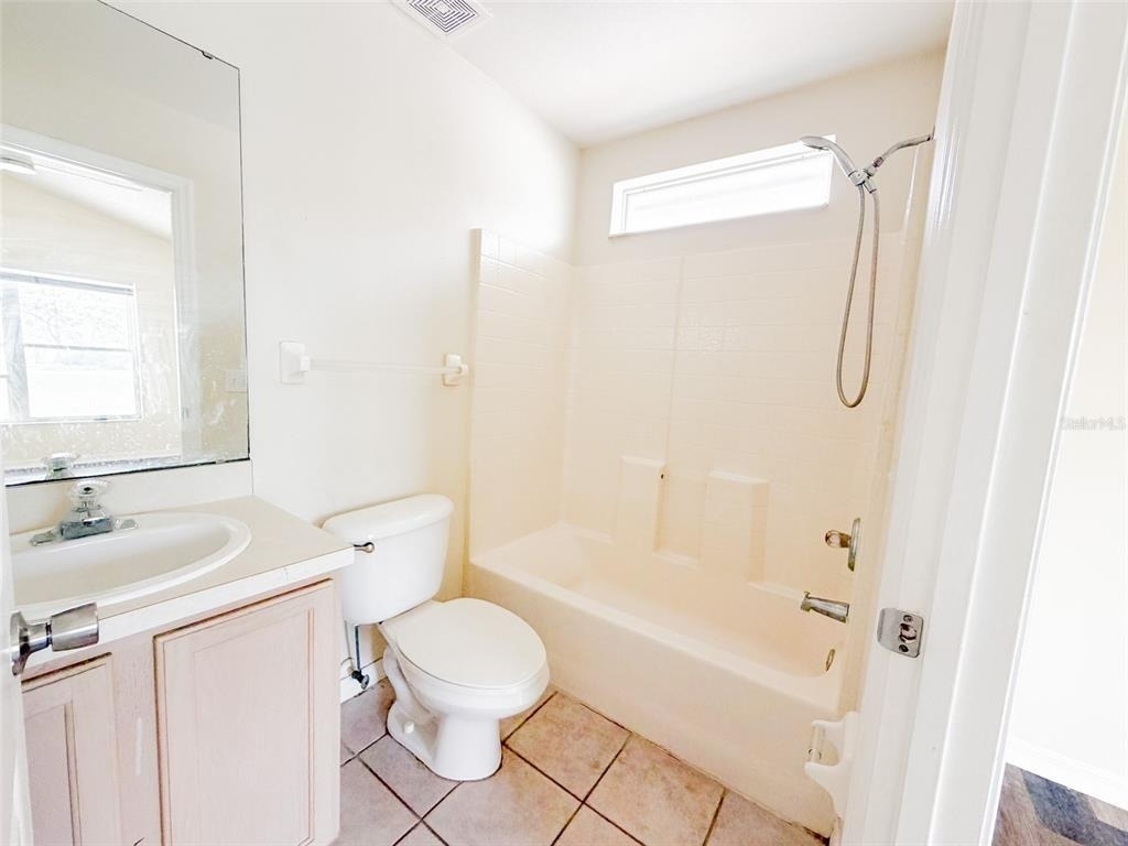 2420 Saint Augustine Boulevard - Photo 17