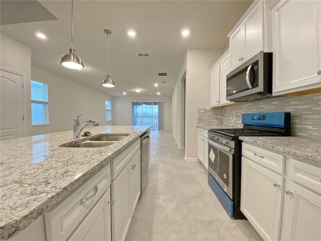 7360 Oakmoss Loop - Photo 4