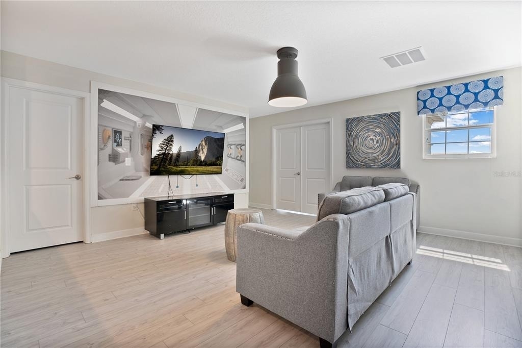 1613 Maidstone Court - Photo 15