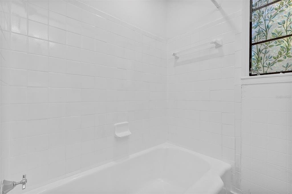2027 30th Avenue N - Photo 10
