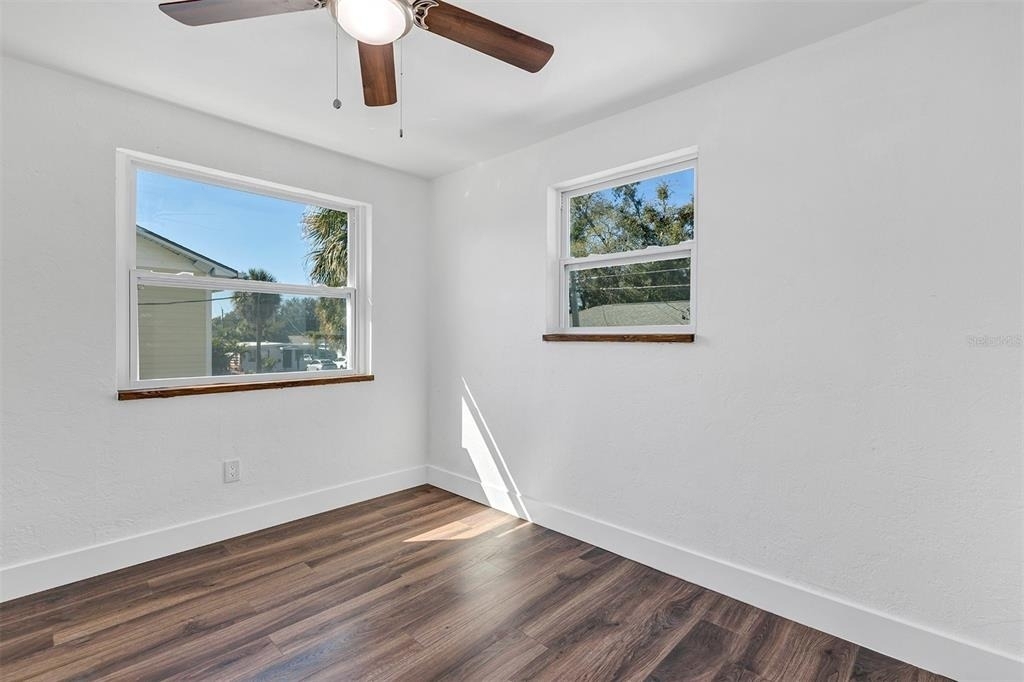 2027 30th Avenue N - Photo 15