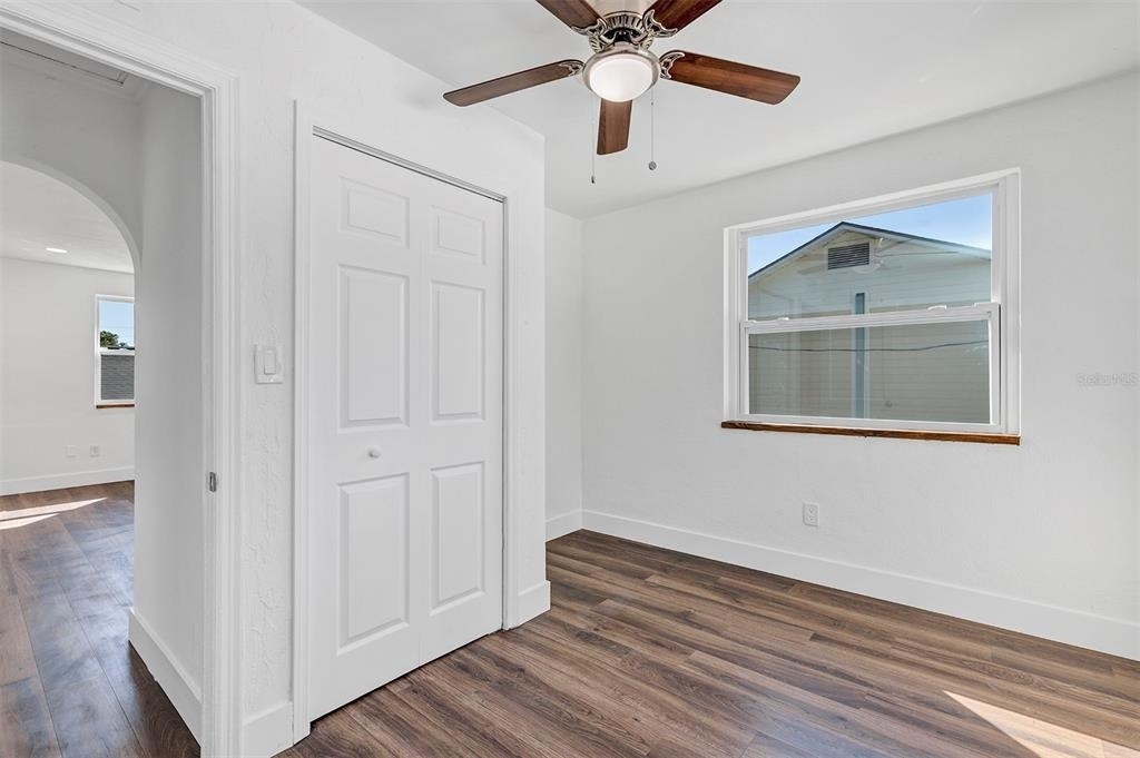 2027 30th Avenue N - Photo 16