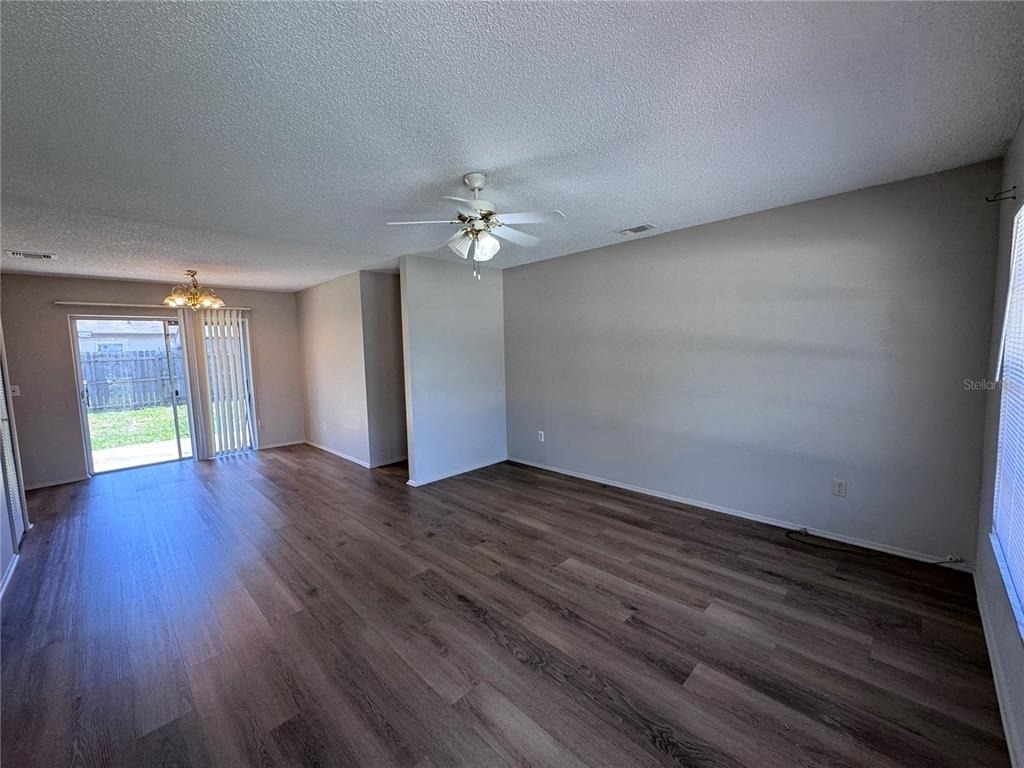 321 Nothern Durango Avenue - Photo 2