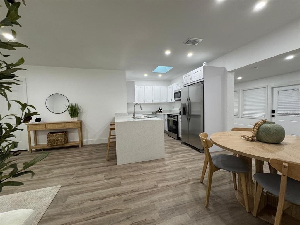 22011 Catherine Avenue - Photo 3