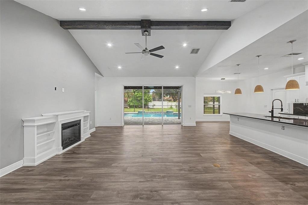 606 Royal Crest Drive - Photo 16