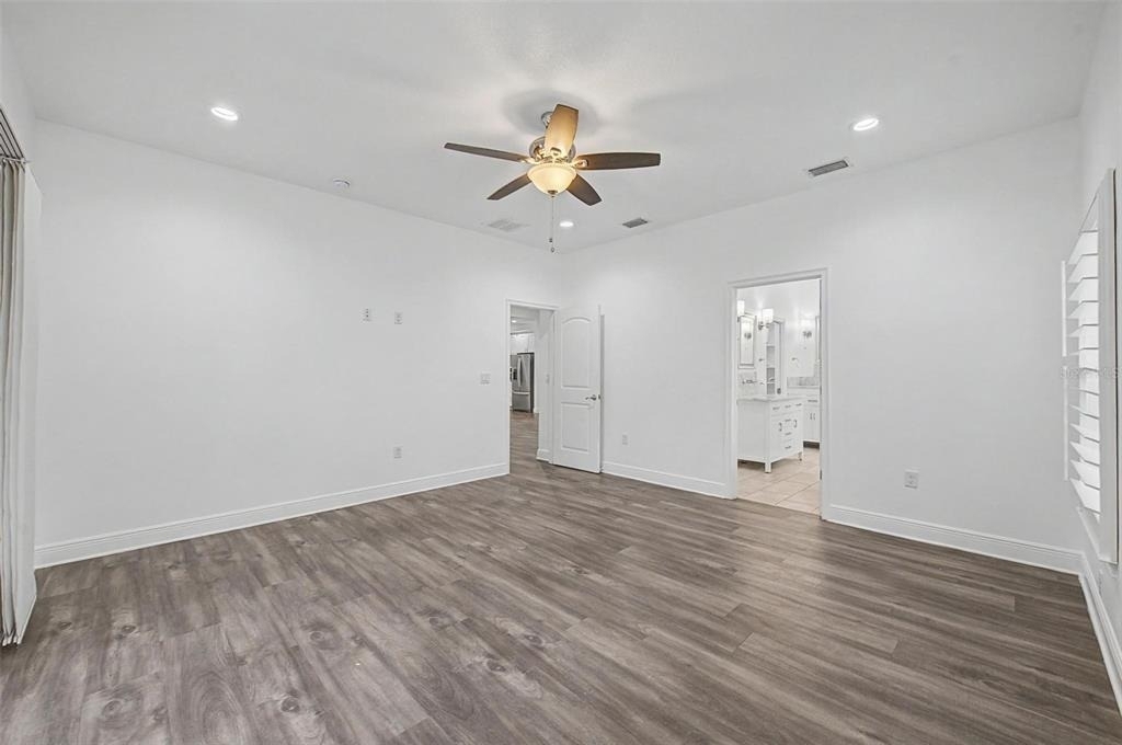 606 Royal Crest Drive - Photo 24
