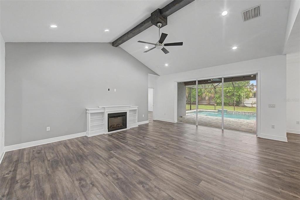 606 Royal Crest Drive - Photo 17