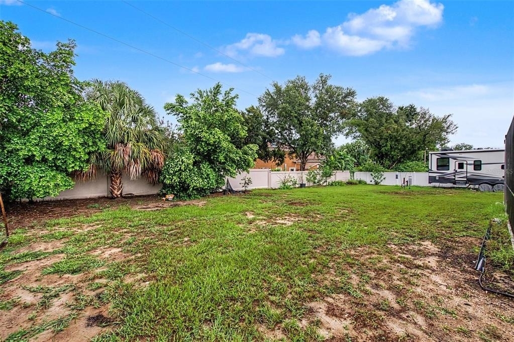 606 Royal Crest Drive - Photo 34