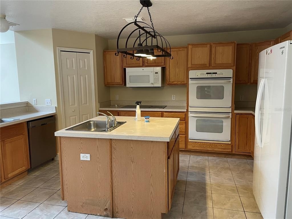 5064 Spanish Oaks Boulevard - Photo 21
