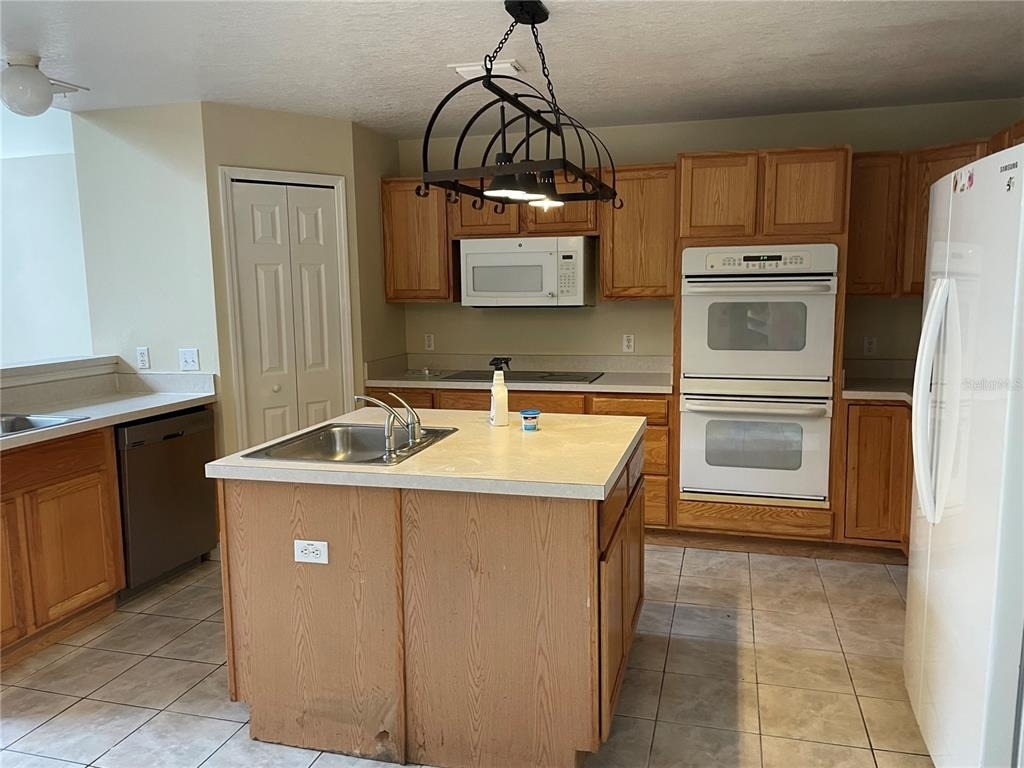 5064 Spanish Oaks Boulevard - Photo 23