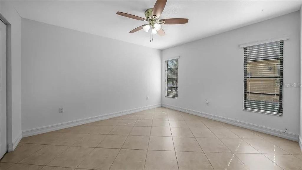 367 Mendoza Street - Photo 15