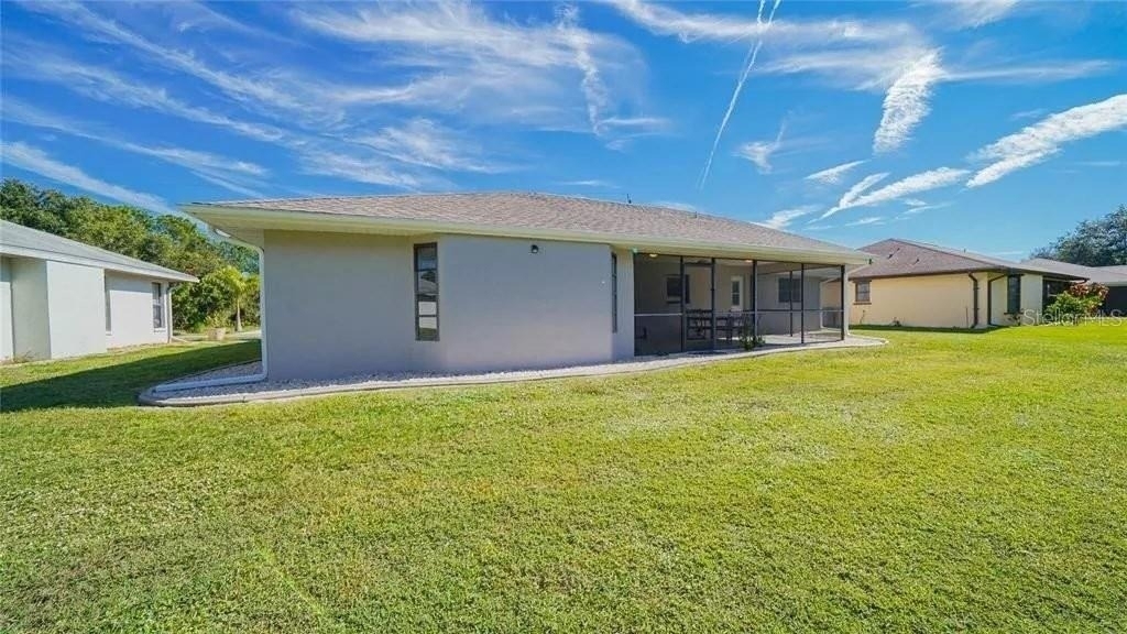 367 Mendoza Street - Photo 3