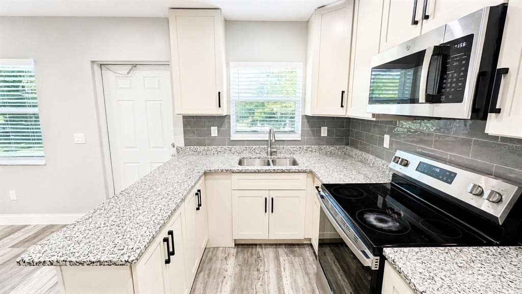 2728 Goodrich Avenue - Photo 5