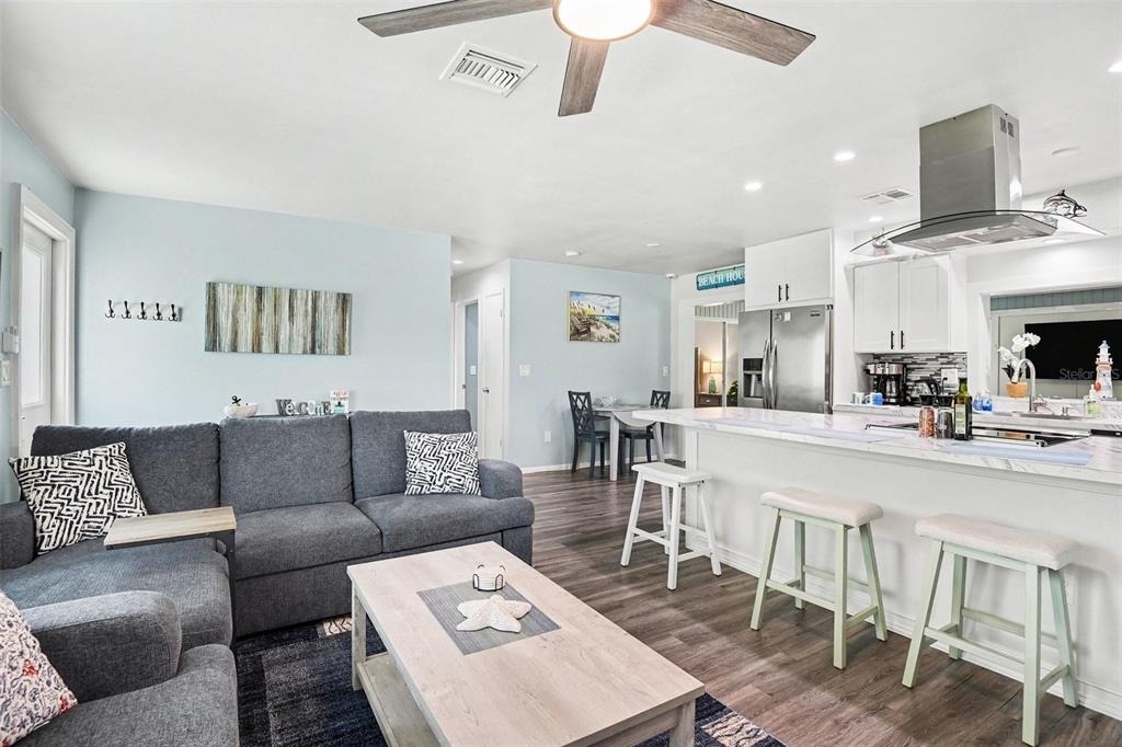 837 Dolphin Avenue Nw - Photo 2