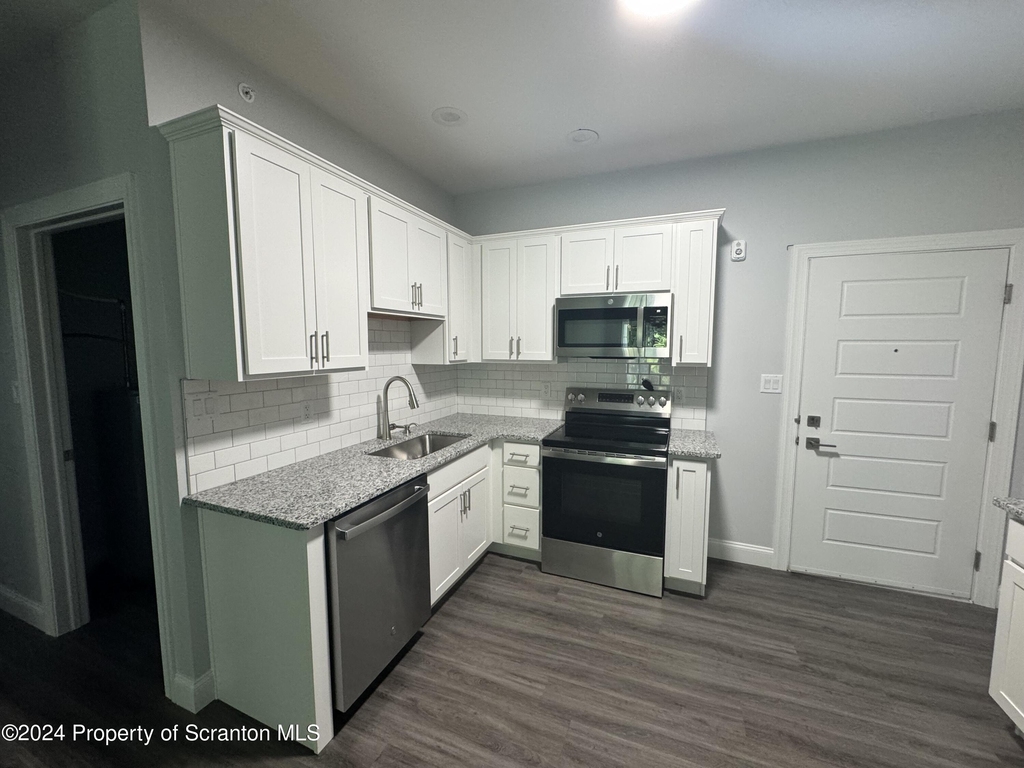 112 Circle Drive - Photo 3