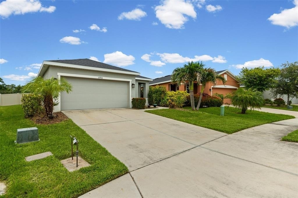 10966 High Noon Trail - Photo 1