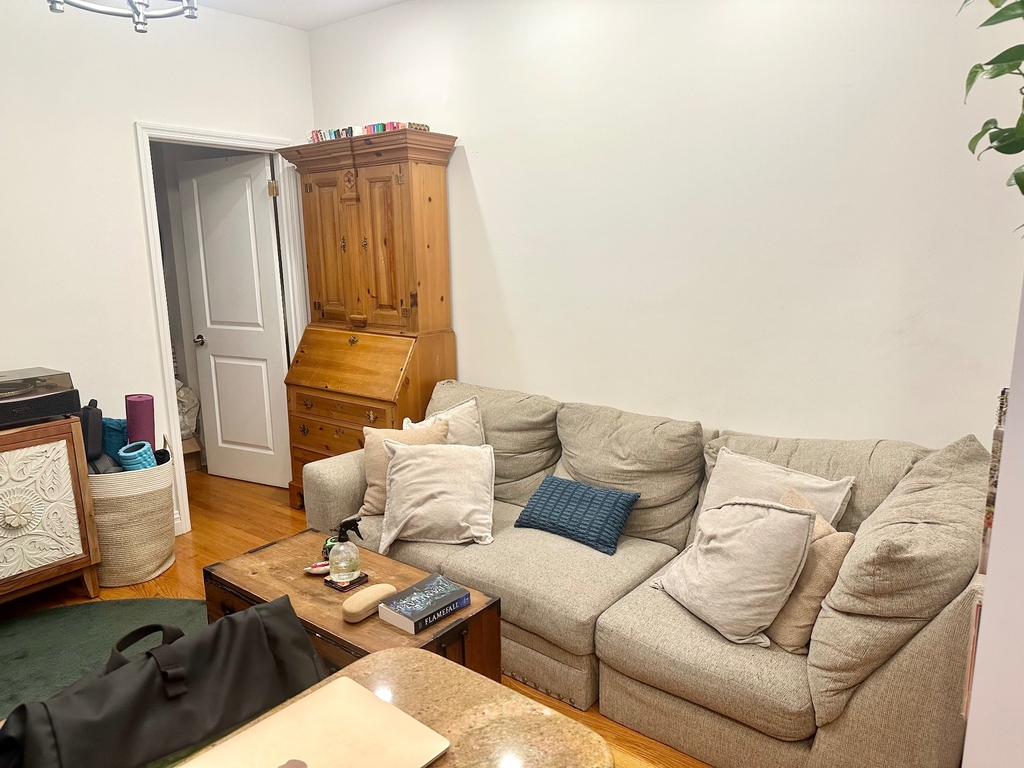 401 East 90th Street - Photo 11