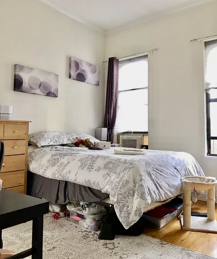 401 East 90th Street - Photo 3