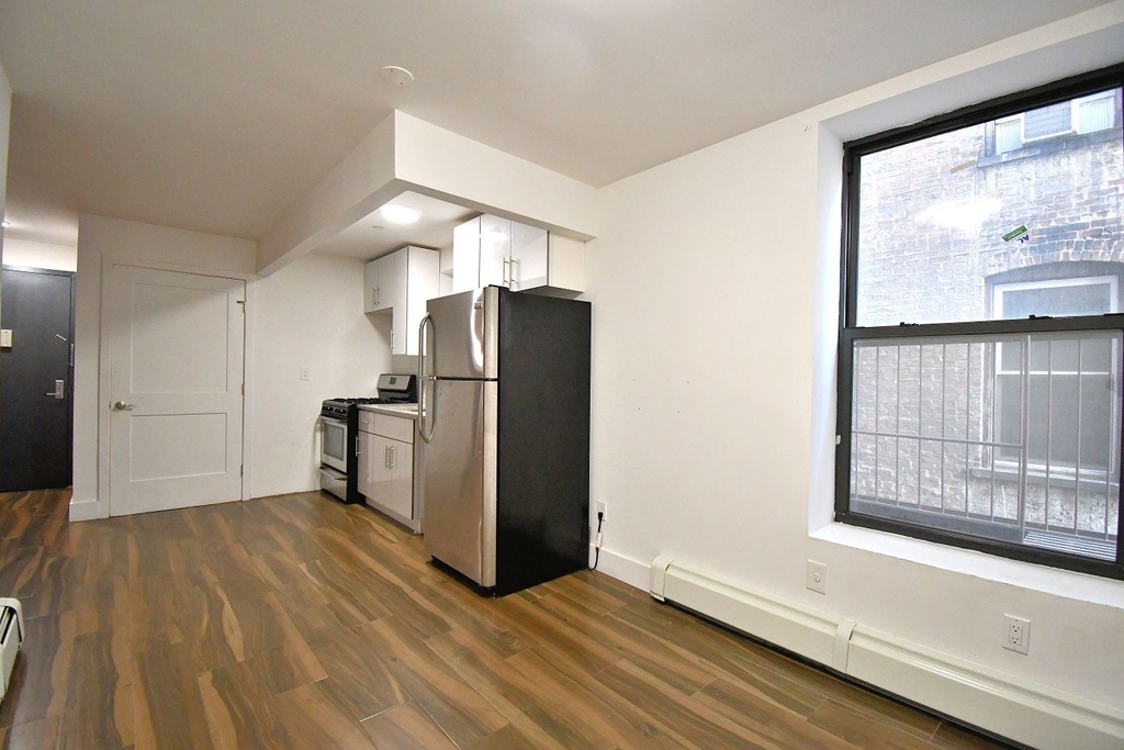 1019 Southern Boulevard - Photo 6
