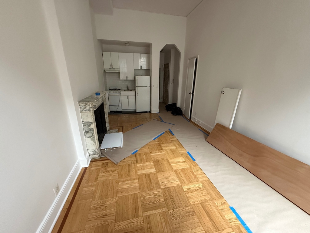 58 East 80th Street - Photo 2