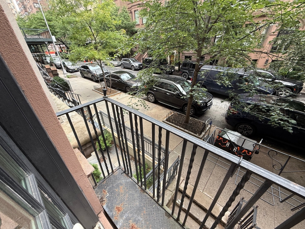 58 East 80th Street - Photo 5