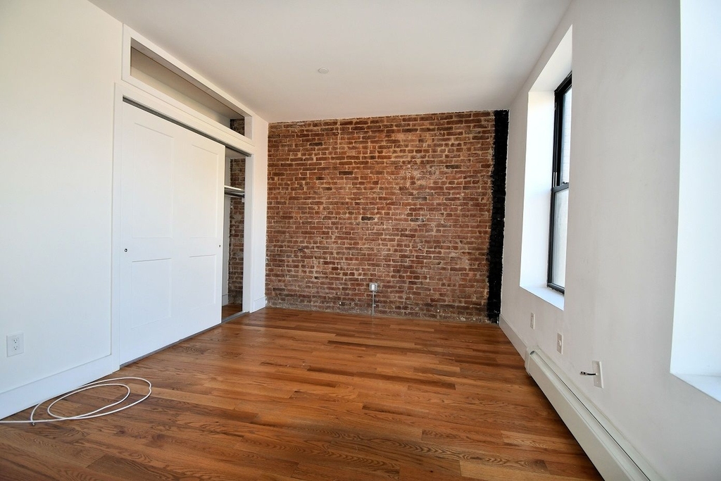1019 Southern Boulevard - Photo 9