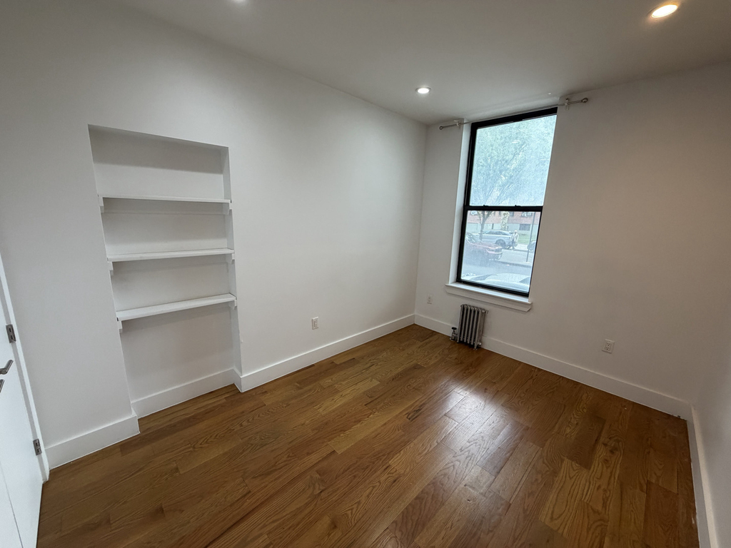 115 Carlton Avenue - Photo 10