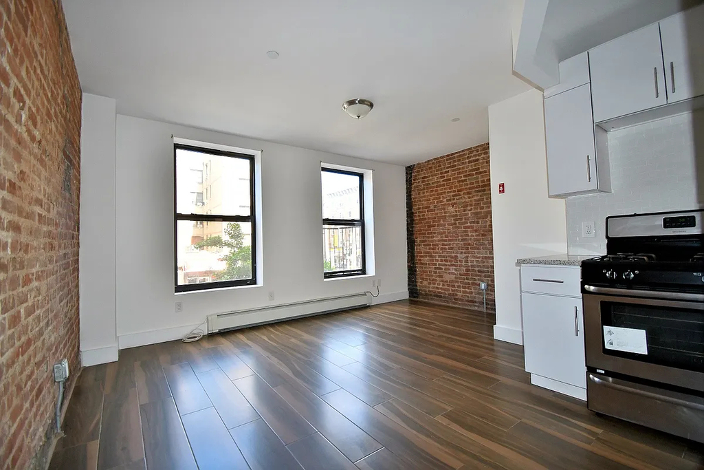 1019 Southern Boulevard - Photo 6