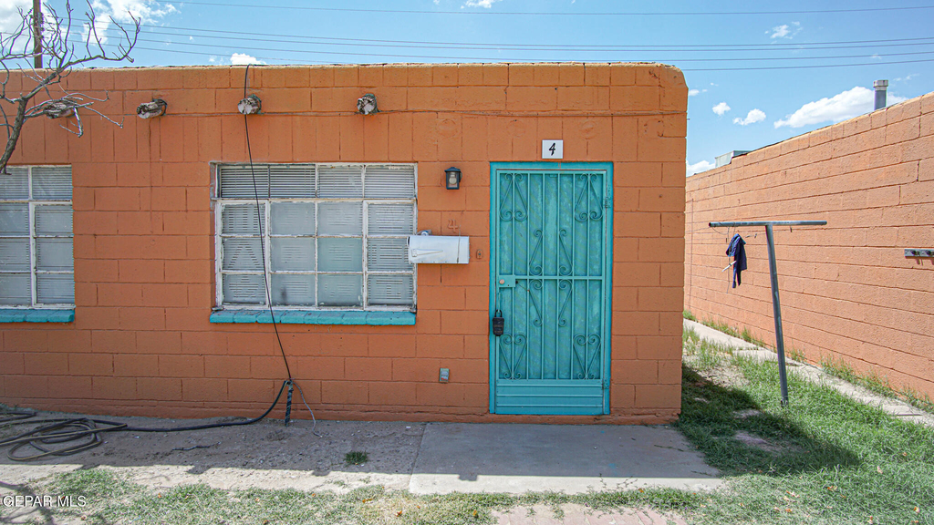 7303 Dale Road - Photo 0