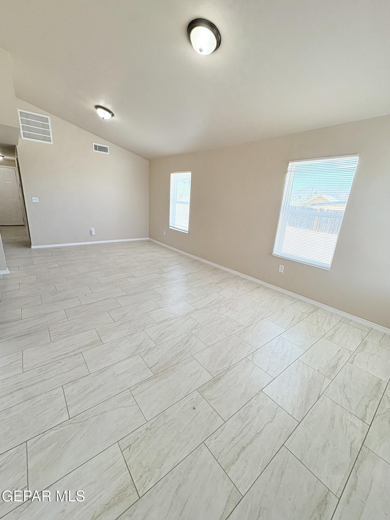 8503 Leo Street - Photo 4