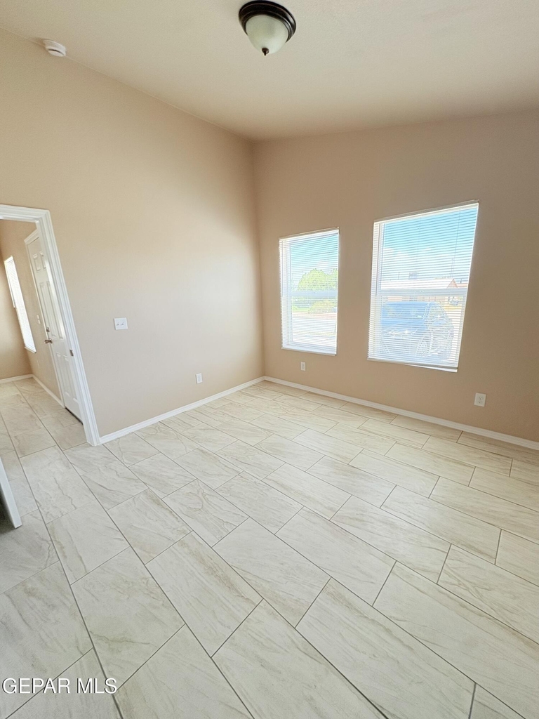 8503 Leo Street - Photo 8