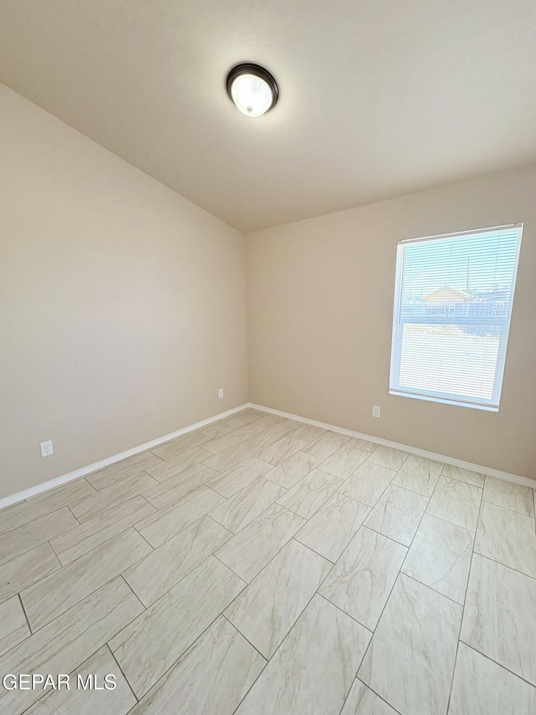8503 Leo Street - Photo 15