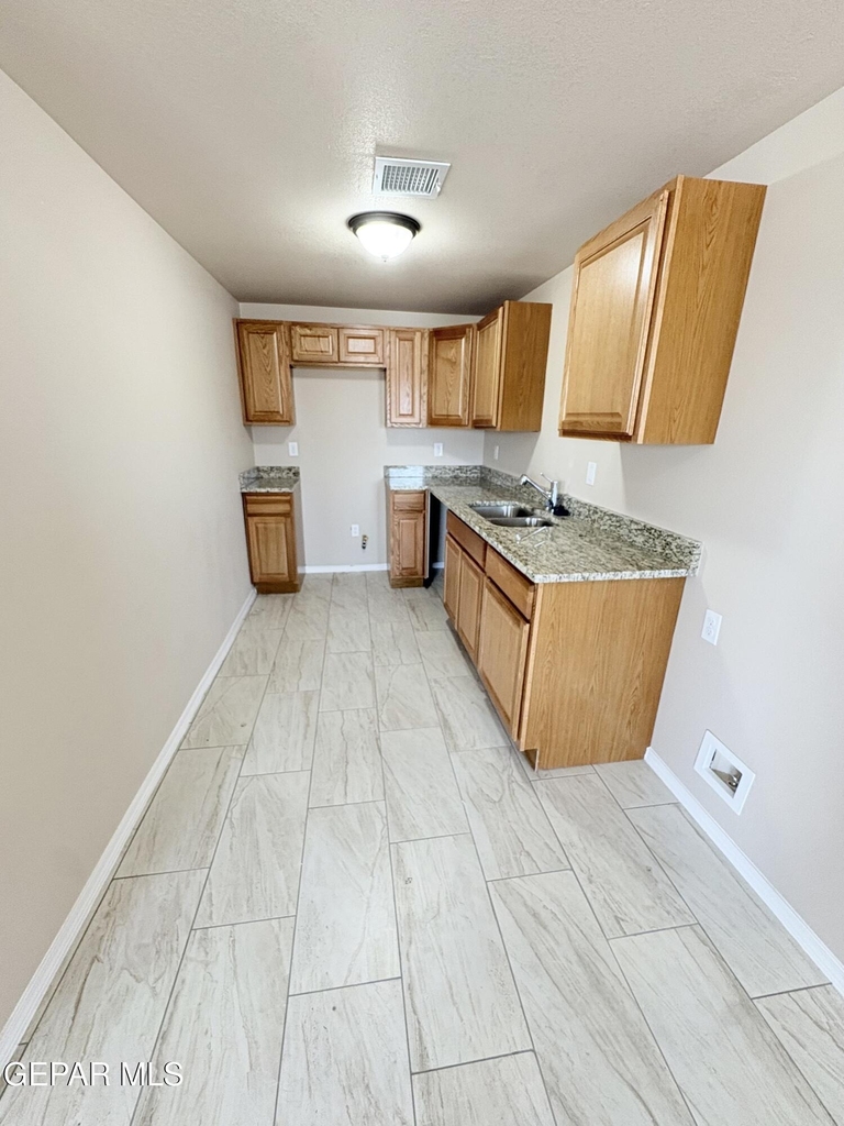 8503 Leo Street - Photo 6