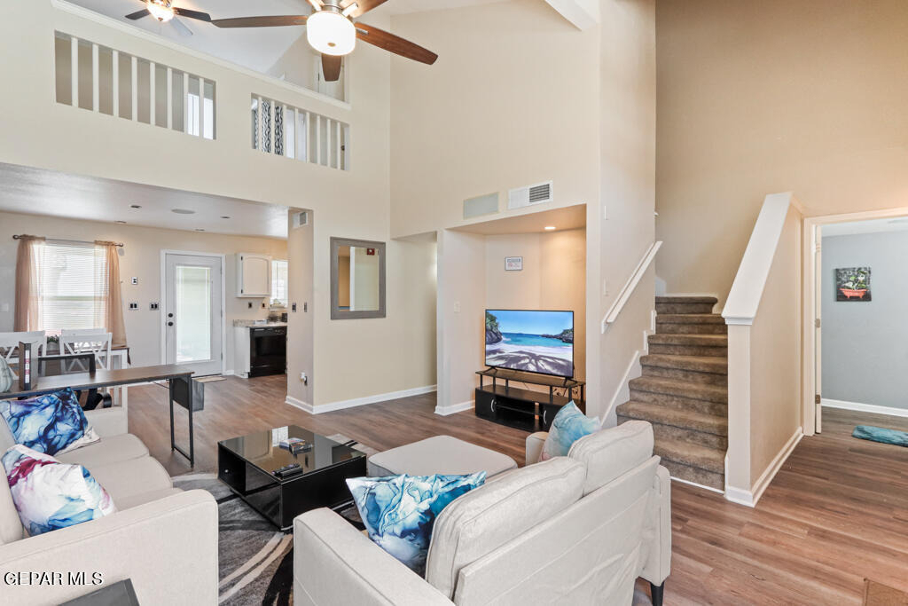 12192 Sun Bridge Place - Photo 4