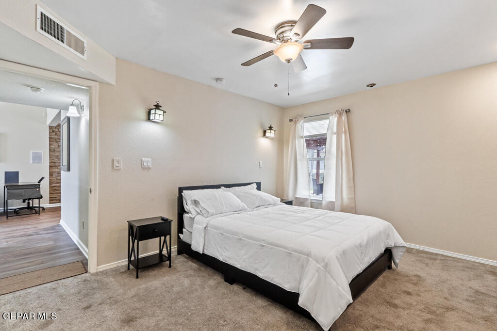 12192 Sun Bridge Place - Photo 17