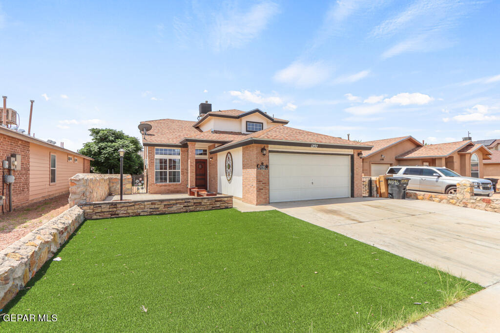 12192 Sun Bridge Place - Photo 1
