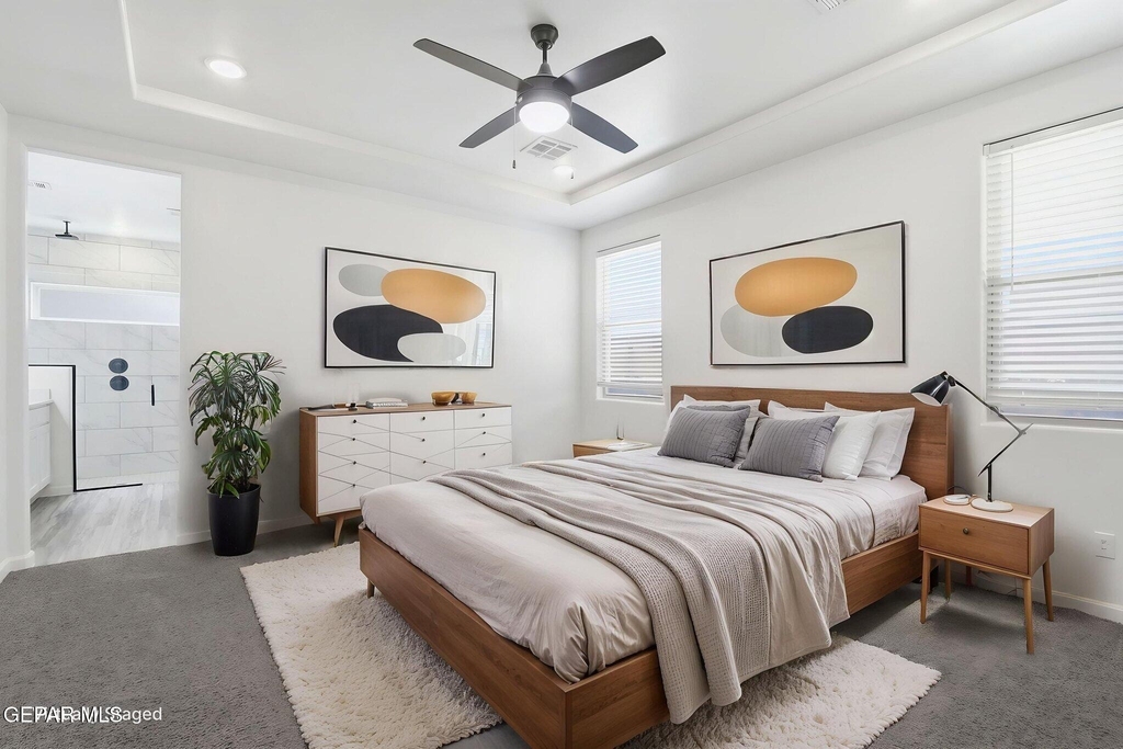 253 Farnborough Street - Photo 4