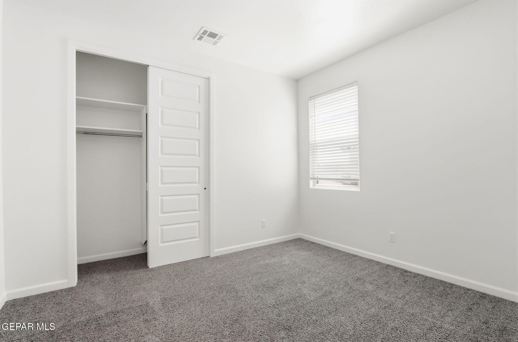 253 Farnborough Street - Photo 26