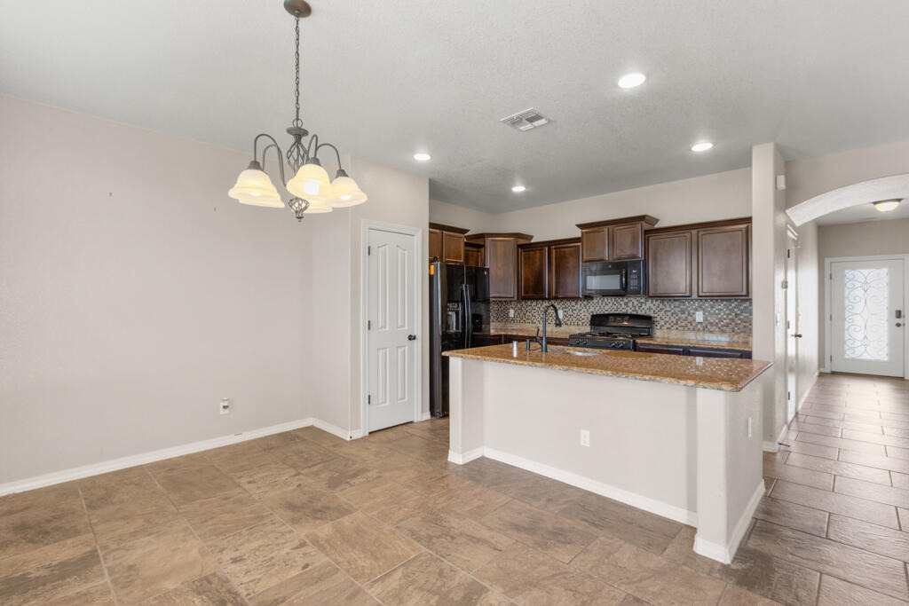 12664 Azulejos Street - Photo 10