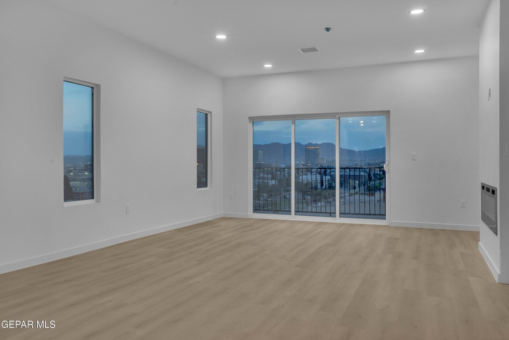 1519 Golden Hill Terrace - Photo 13