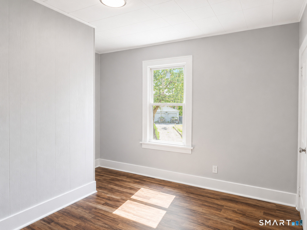 893 Highland Avenue - Photo 8