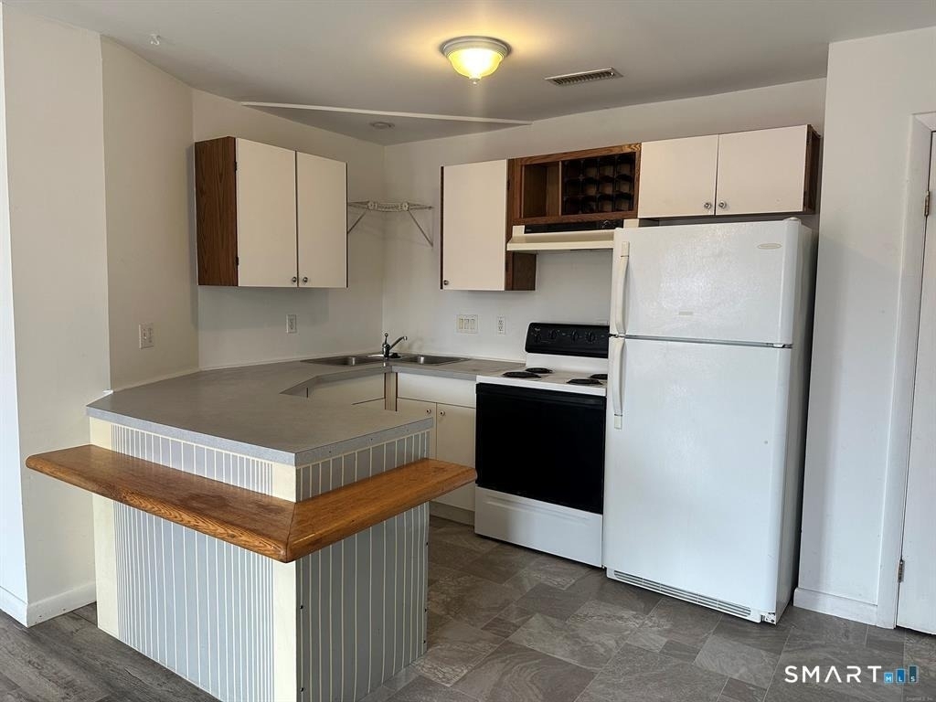 1334 Dixwell Avenue - Photo 1