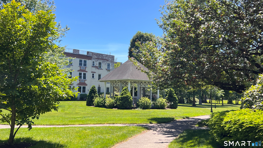 132 Summer Street - Photo 0